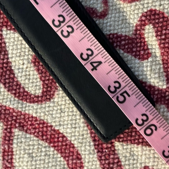 New Authentic Versace Black leather gold/silver tone Medusa-buckle belt - Picture 8 of 16